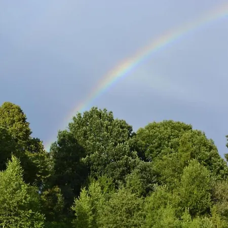 Historic Hideaway In 別荘